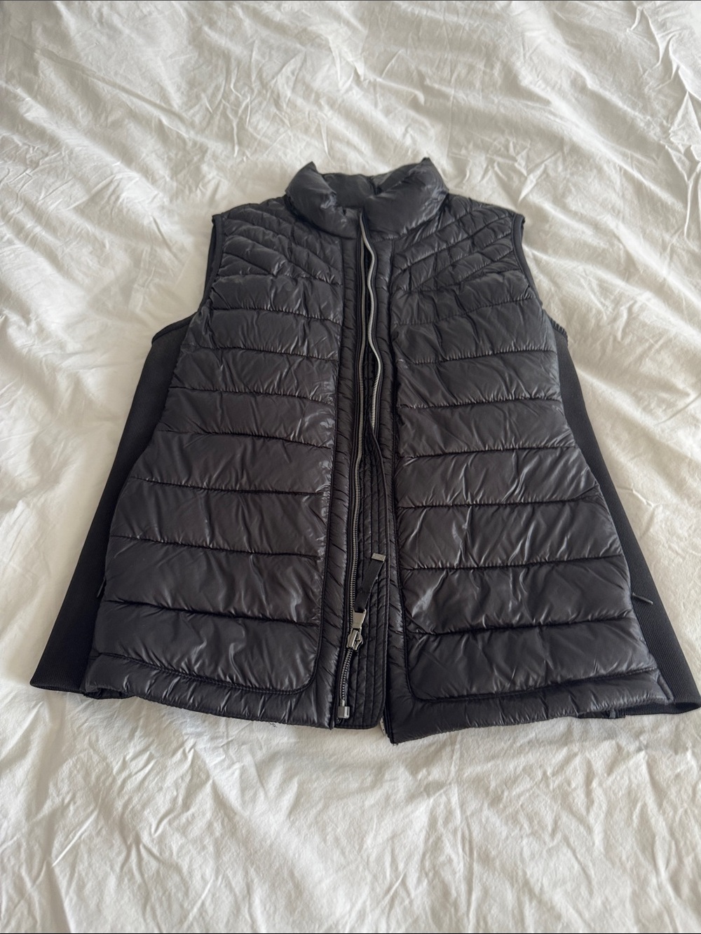 GAP Black Quilted Puffer Vest with Knit Side Panels